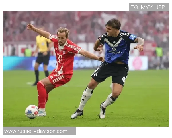 拜仁客场屠杀汉堡，轻松取胜豪取三分